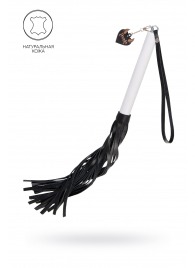 Плеть с белой рукоятью и чёрными хлыстами - 50 см. - Pecado - купить с доставкой в Северодвинске