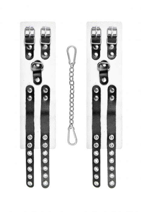 Бело-черные оковы с двумя ремешками и люверсами - Pecado - купить с доставкой в Северодвинске